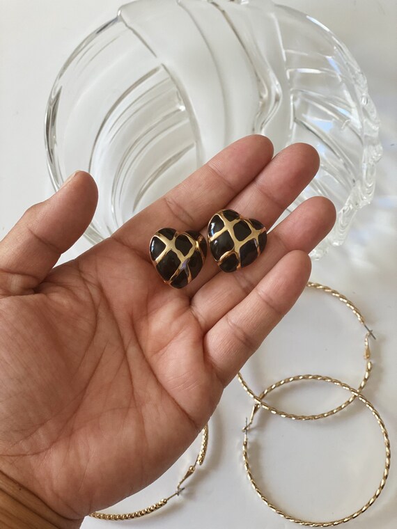 Black enamel and gold stud clip on earrings