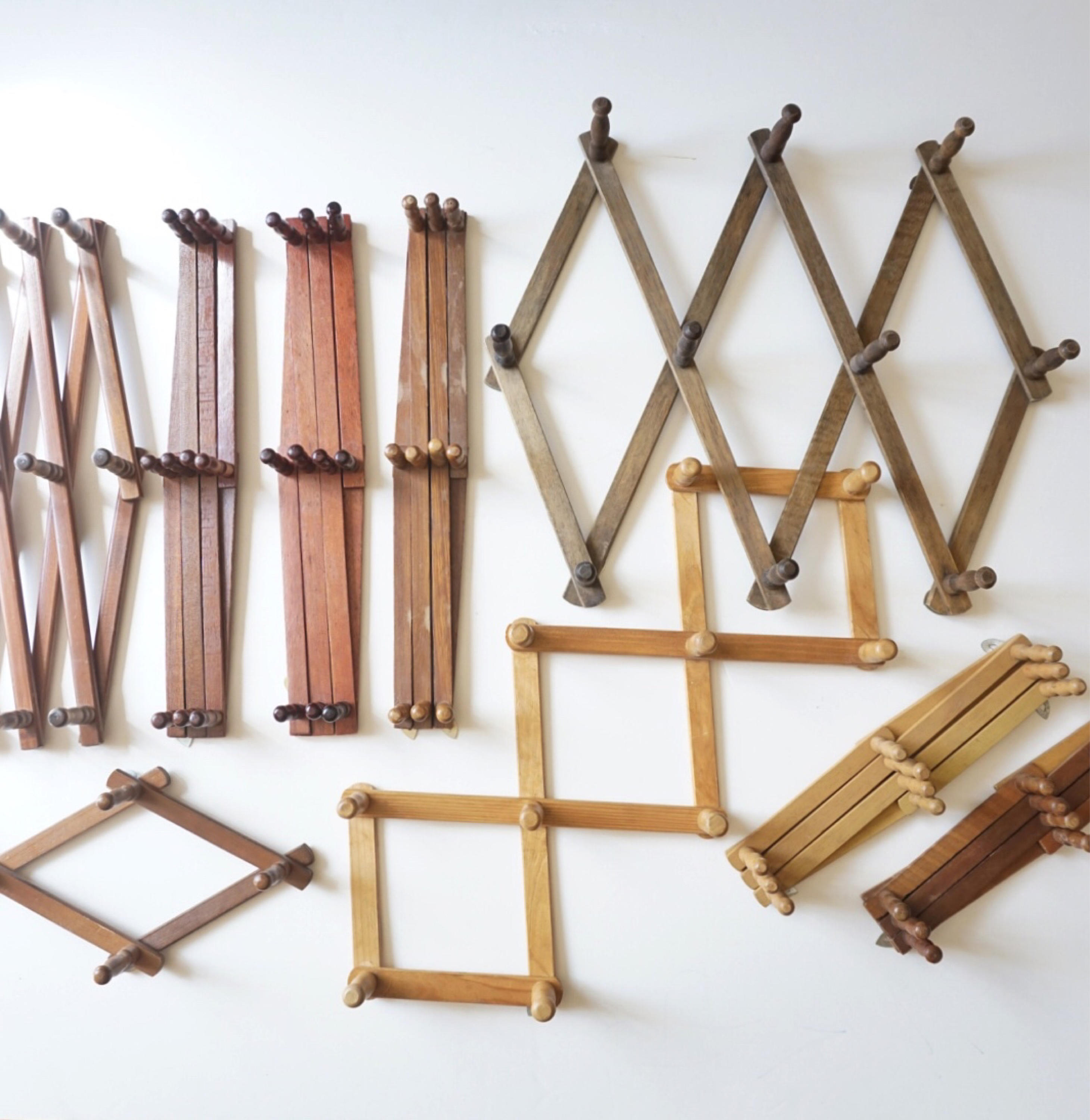 expandable peg rack