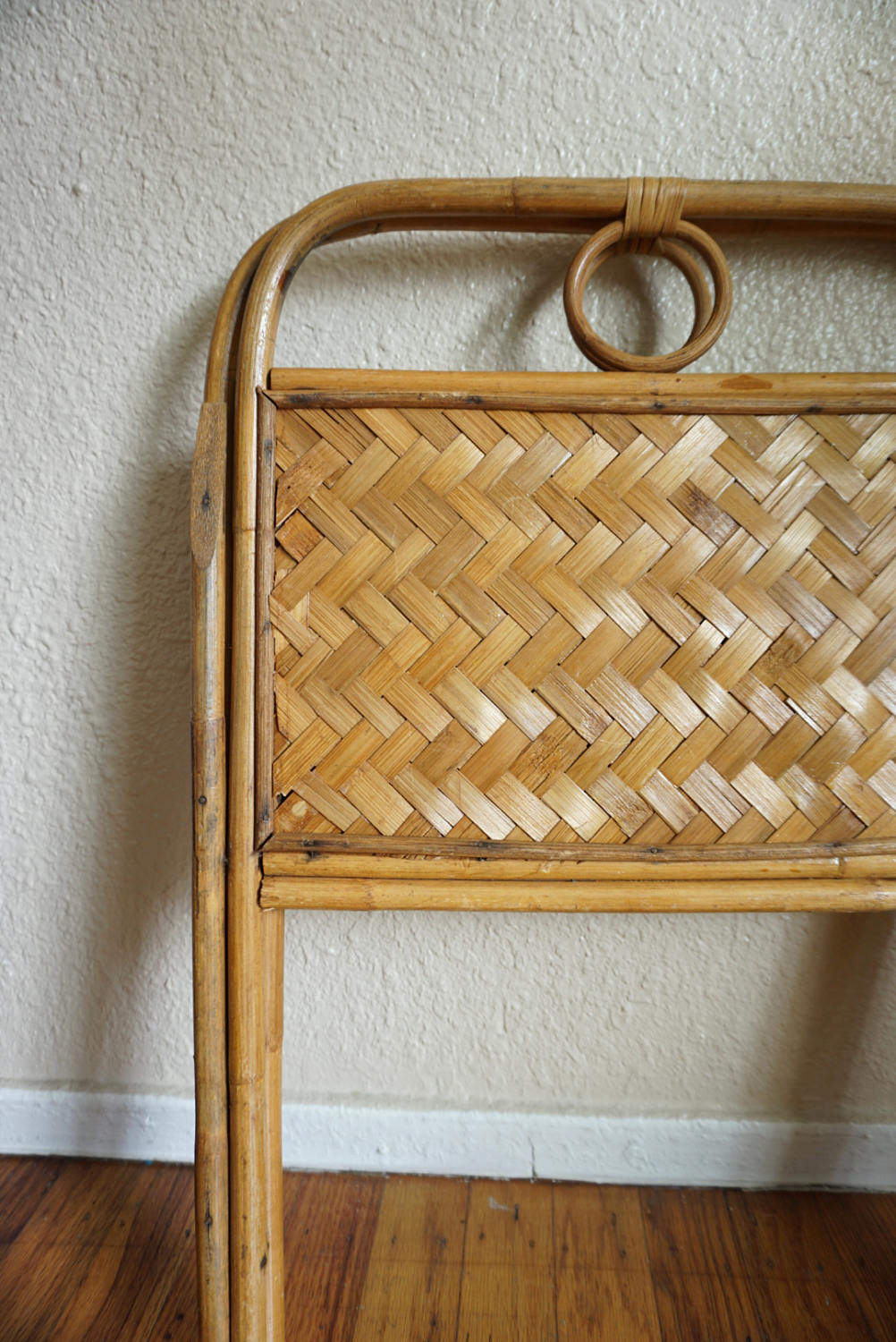 Folding Woven Rattan Bamboo Magazine Holder / Rack
