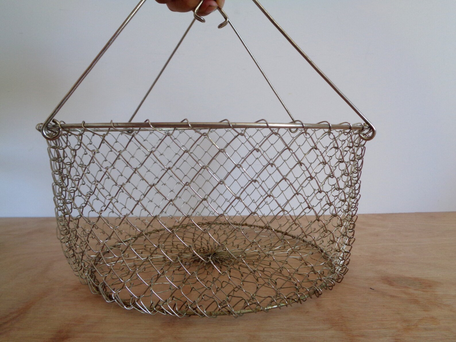 Large Round Metal Wire Mesh Basket Collapsible Egg Fruit Etsy