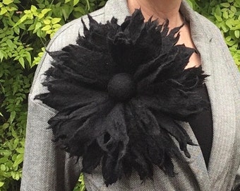 Black flower brooch,large felted flower, felt flower, corsage, handmade, felted wool, lagenlook, shawl pin, monochrome, goth, witch