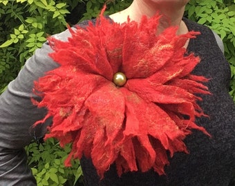 READY TO SHIP, jumbo sized handmade felted flower brooch, red flower pin, flower corsage, festive flower, red, sparkly, felt flower