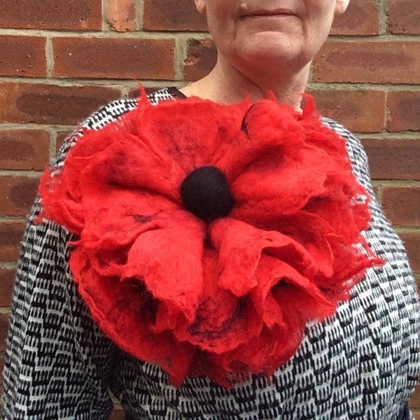 large felted poppy brooch, felted flower brooch, armistice day, remembrance day, handmade flower, red flower, shawl pin, flower pin,