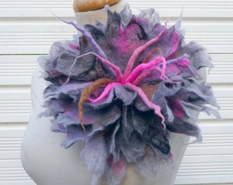 felted flower brooch, oversized flower, statement brooch, handmade, grey, lavender, pink, lagenlook, handmade, shawl pin, xxl, wedding