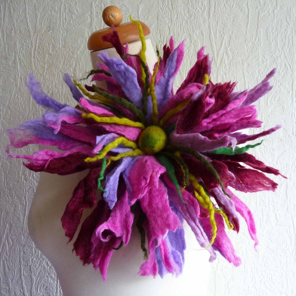 felted flower corsage pin brooch, handmade, felted wool flower, lagenlook, handmade, shawl pin, large, MADE TO ORDER