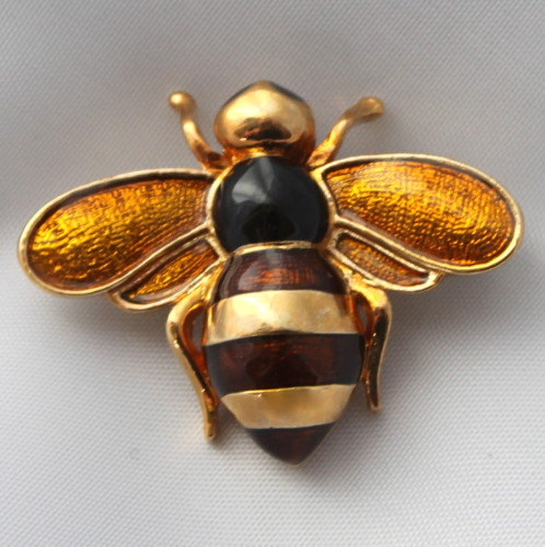Vintage Gold-tone Enamelled Bee Brooch image 2