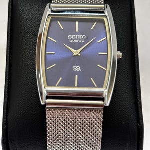 Seiko Men’s Vintage Rectangular Watch – Timeless Elegant Style Quartz Movement