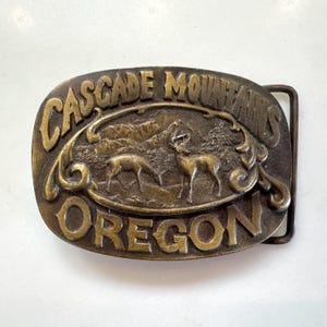 Oregon myrtle wood belt buckle. m_69f663f05919e0bbc1af41bc.jpeg main image 4