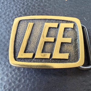 Lee Mens Gold Tone Vintage Metal Belt Buckle Rectangular Design Logo Lee Men main image 3
