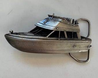 Vintage 1979 Cabin Cruiser Fischerboot Powerboot Yacht Gürtelschnalle von Bergamot Brass Works NOS