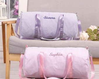 パーソナライズされたストライプ柄シアサッカービーチトート、カスタム刺繍入りバケーショントラベルバッグ、普段使い＆週末用キャリーオール