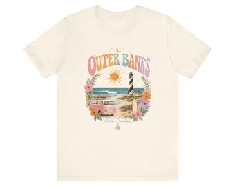 Koszulka z motywem plaży Outer Banks | Latarnia morska, van, deska surfingowa, wzór kwiatowy