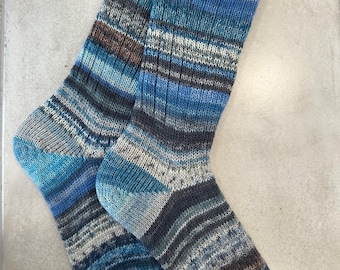 Hand-Knitted Merino Wool Socks, Scrappy Blue Pattern, Size Large
