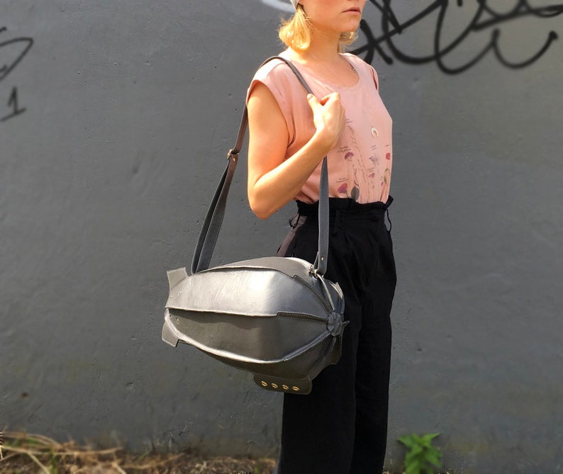Military Dirigible Purse Blimp Bag Unisex Teen Leather Bag image 3
