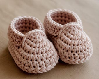 Crochet Baby Slippers Pattern | Easy Newborn Booties | Handmade Wool House Shoes
