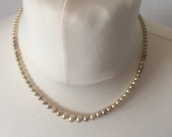 Mid century 1950s faux pearl necklace with lobster clasp