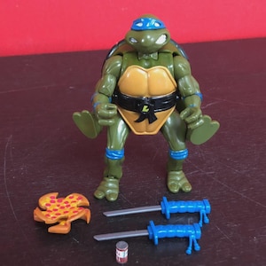 TMNT Teenage Mutant Ninja Turtles Mutations 1992 Mutatin' Leonardo Figure