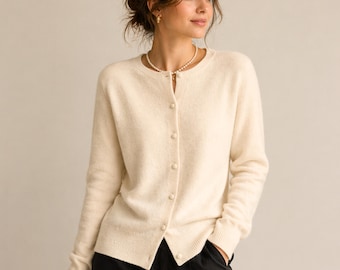 Cárdigan 100% lana para mujer / Suéter de punto suave con botones / Prenda minimalista para el día a día