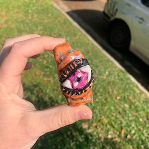 Pink Star Eye Mini Bic Sculpted Lighter Case image 1