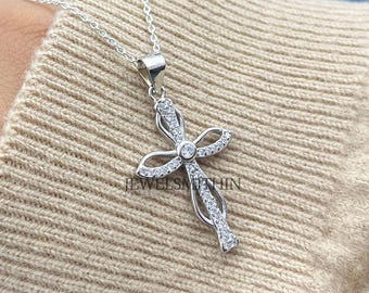 人工ダイヤモンドクロスペンダントネックレス：925スターリング