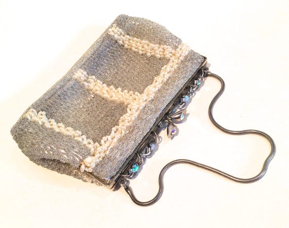 Vintage Purse Beaded Silver with Pearls AB Frame … - image 3