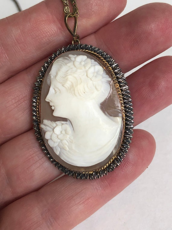 Vintage Cameo Necklace Carved Shell Pendant Uniqu… - image 7