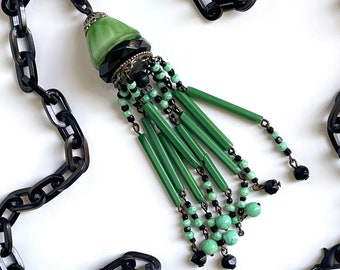 Vintage Necklace Art Deco Glass Green and Black