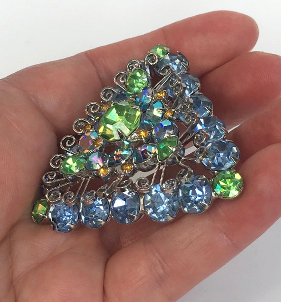 Vintage Brooch Rhinestone Juliana Blue Green AB U… - image 6