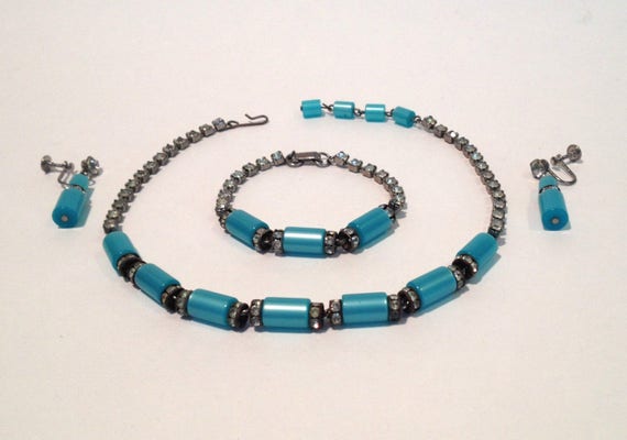 Rhinestone and Turquoise Moonglow Lucite Parure U… - image 3