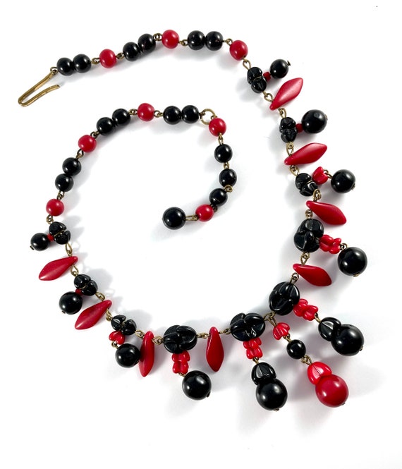 Vintage Necklace Red and Black Glass Glass Cha Ch… - image 3