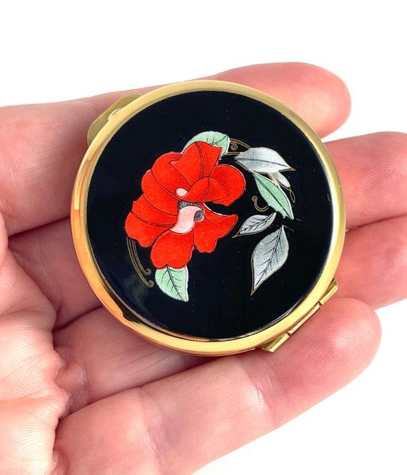 Vintage Pill Box Stratton Red Floral in Original … - image 6