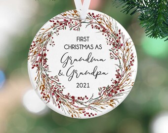 Family,Xmas round Porcelain Best memory Funny Gift for Birthday Our First As Great Grandparents Christmas Ornament,Greenery Leaves Branches Christmas Keepsake Decorations Present for Christmas Eve Family,Xmas round Porcelain Best memory Funny Gift for Birthday Our First As Great Grandparents Christmas Ornament,Greenery Leaves Branches Christmas Keepsake Decorations Present for Christmas Eve