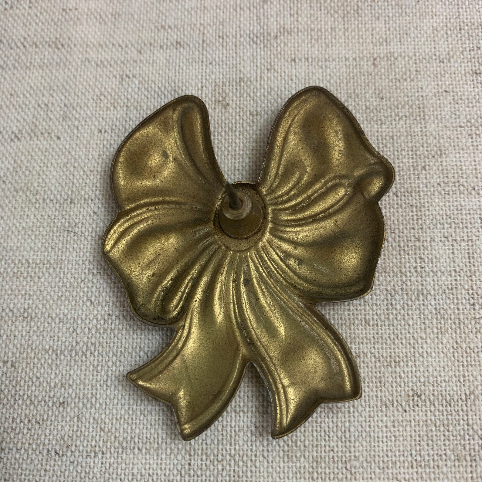 Vintage Bow Curtain Tie Backs Metal Bow Drapery Tack Pink Etsy