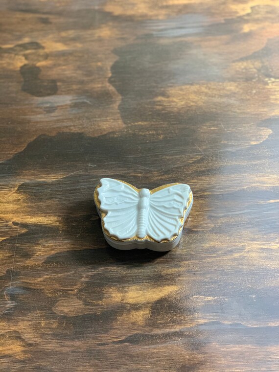 Vintage Butterfly Jewelry Box Butterfly Jewelry D… - image 2