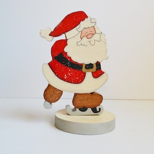 Vintage Wooden Santa Claus Painted Santa Claus Ice Skating Santa Christmas Decoration Holiday Décor Holiday Decorations Table Top Decor