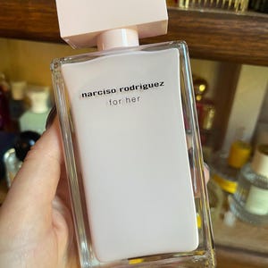 Narciso Rodriguez för hennes EDP parfymprov | Musky Rose Decant