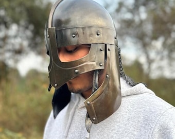 Casco vikingo Raven - Casco de cota de malla de caballero normando con soporte de madera gratuito