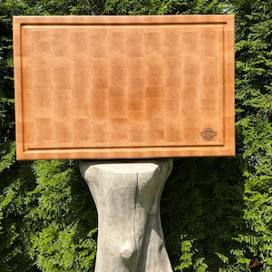 Handmade End Grain Maple Cutting Board: Polivenco Atelier, Knife-Friendly image 7