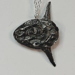 Mondfisch Halskette – Silber Antik