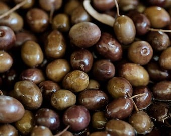 Premium Lebanese Black Olives 500g | Authentic Mediterranean Table Olives | Gourmet Olive Jar | Product of Lebanon