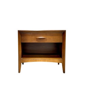Broyhill nightstand discontinued best sale
