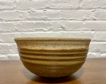 Mid Century Modern Vintage Studio Pottery Bowl