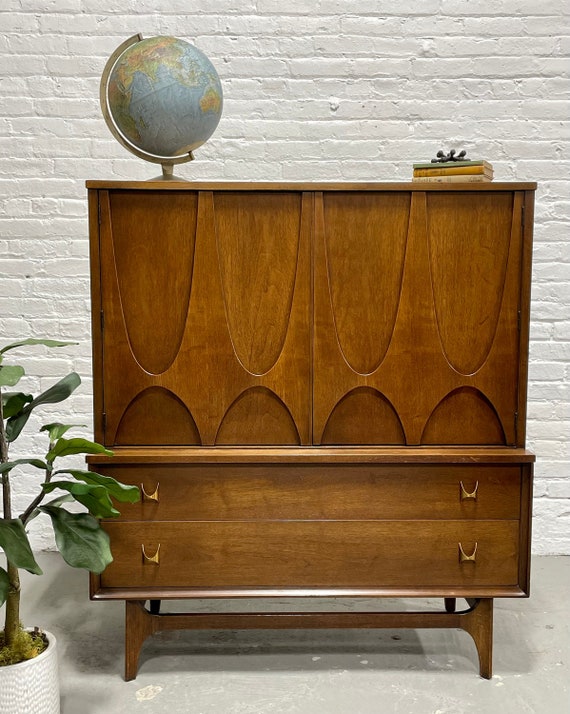 Broyhill mid century furniture deals