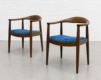 Vintage Mid Century Modern Walnut Lounge Chairs – Hans Wegner Style – Pair of Refinished and Reupholstered Armchairs, c. 1960's