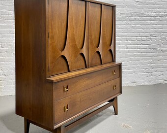 MONUMENTAL Mid Century Modern Broyhill BRASILIA DRESSER