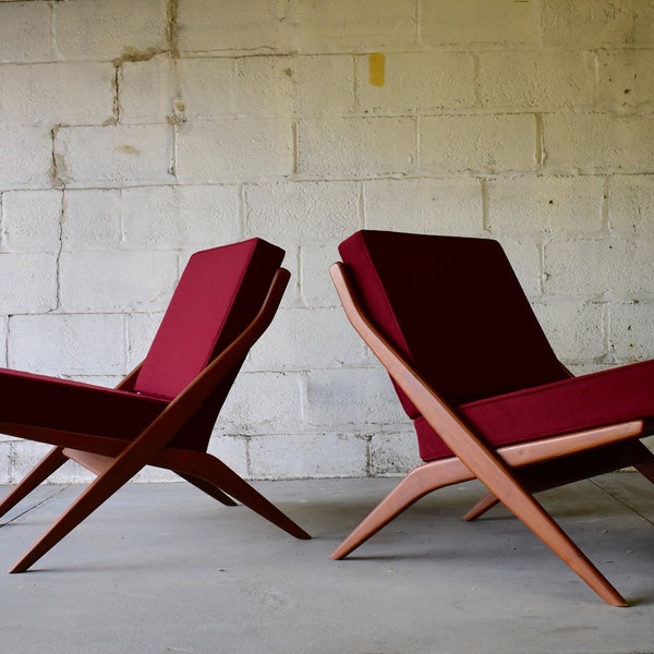 Mid Century Modern Pair of Scissor LOUNGE CHAIRS