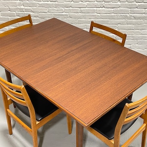 MESA DE COMEDOR moderna de mediados de siglo de NOGAL de tamaño perfecto hoja de expansión, c. 1960 imagen 6