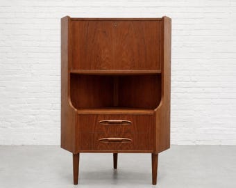 Mid Century Modern Teak Corner Cabinet | Bar Liquor Bookcase, Made in Denmark by Aulum Mobelfabrik, c. 1960s