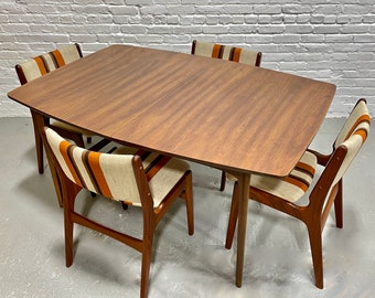 Mid Century Modern Walnut DINING TABLE, c. 1960's