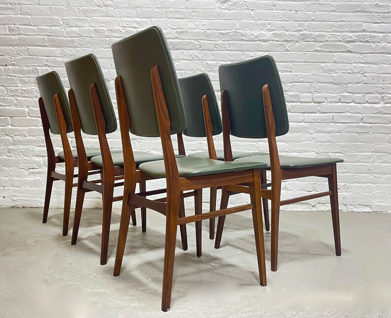 Mid Century MODERN Teak Danish DINING CHAIRS, Set of Five image 4